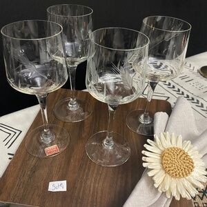 Crystal wine glasses made in Bulgaria